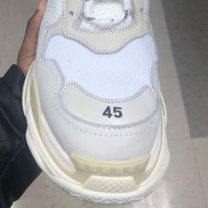 Balenciaga Runners